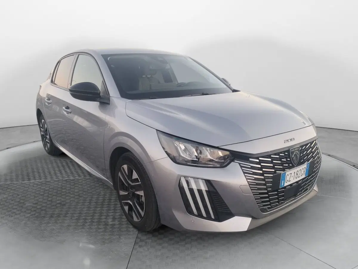 Peugeot 208 usata a Salerno (2)