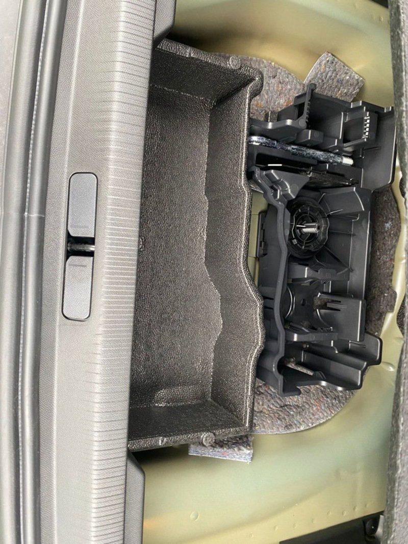 Peugeot 2008 nuova a Salerno (13)