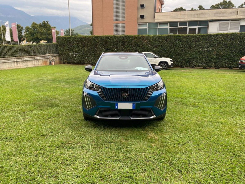 Peugeot 2008 nuova a Salerno (9)