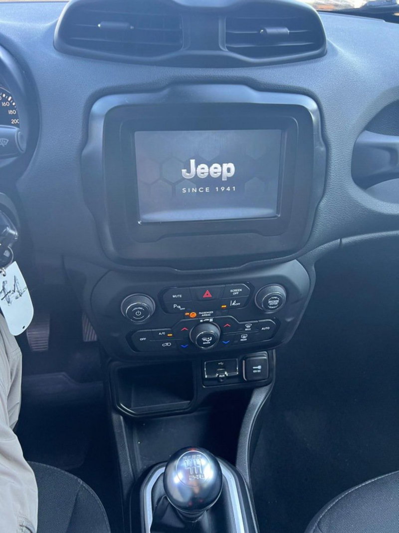 Jeep Renegade usata a Salerno (19)