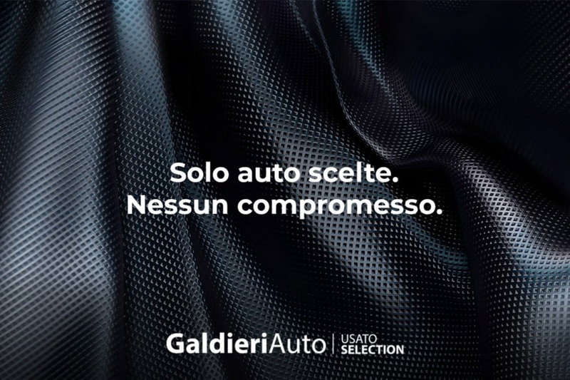 Lancia Ypsilon usata a Salerno (17)