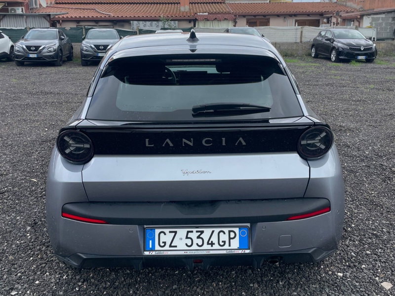 Lancia Ypsilon usata a Salerno (12)