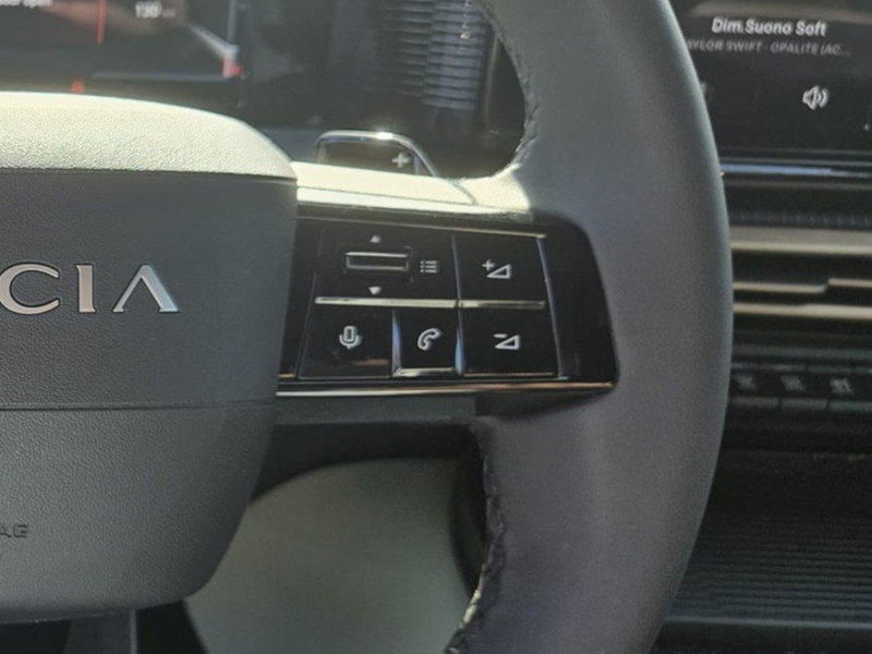 Lancia Ypsilon usata a Salerno (17)