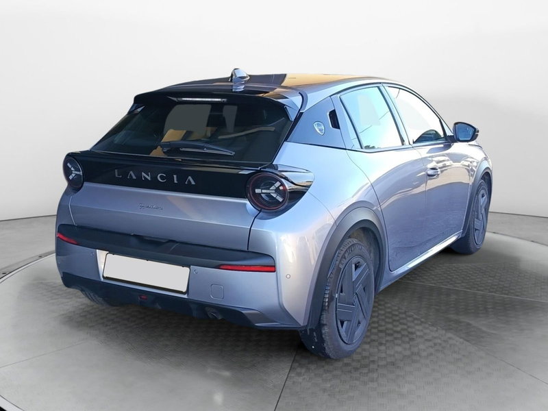 Lancia Ypsilon usata a Salerno (4)