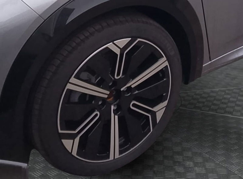 Lancia Ypsilon nuova a Salerno (4)