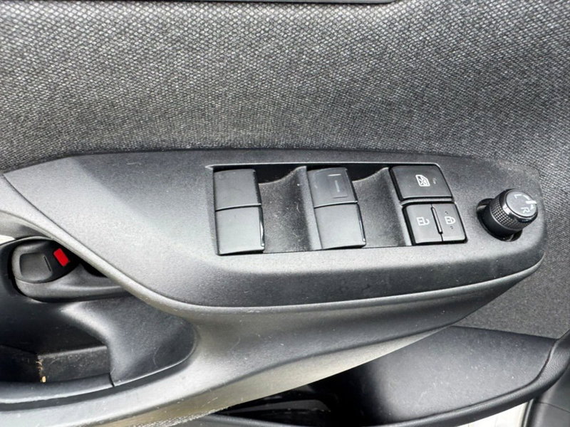 Toyota Yaris Cross usata a Salerno (16)