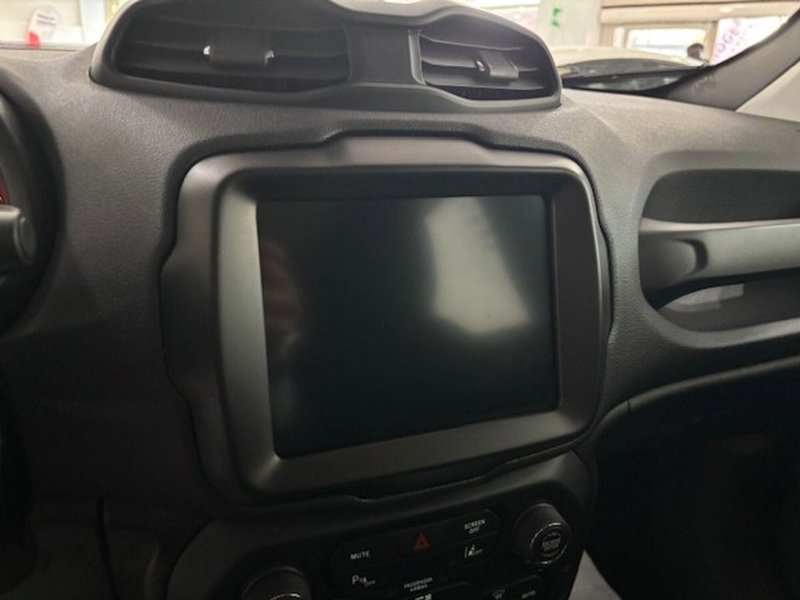 Jeep Renegade usata a Salerno (15)