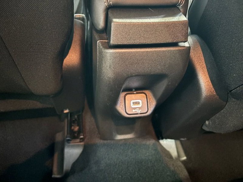 Jeep Renegade usata a Salerno (17)