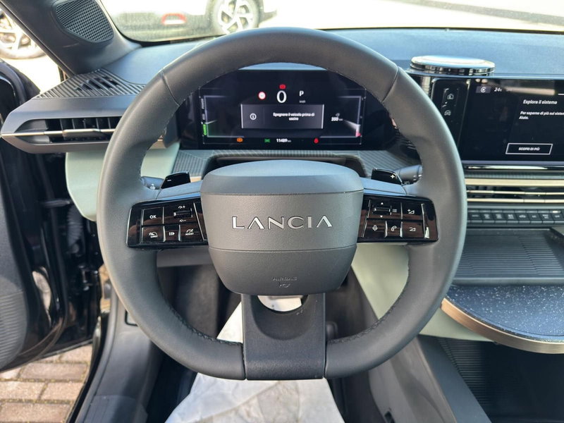 Lancia Ypsilon usata a Salerno (14)