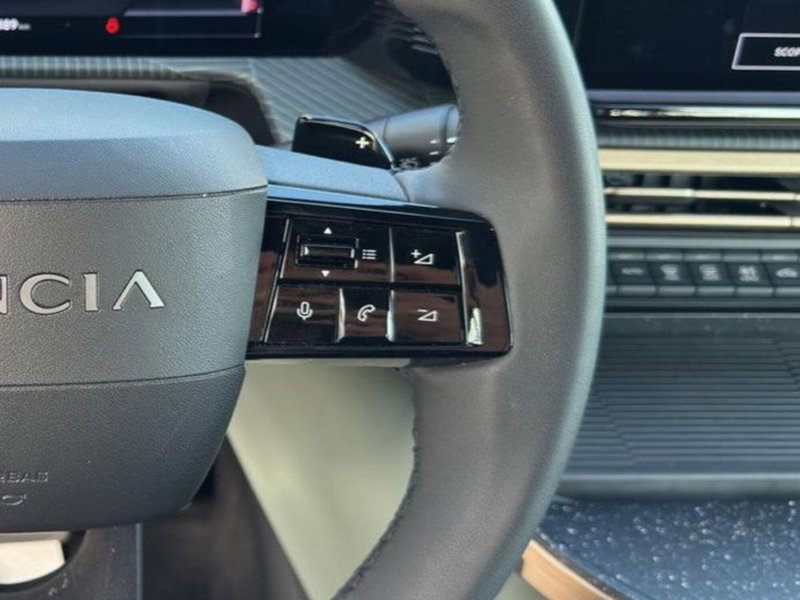 Lancia Ypsilon usata a Salerno (16)