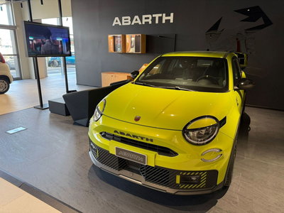 Abarth 600e 54kWh Turismo 240cv nuova a Ceccano