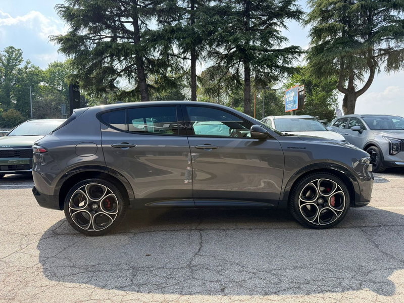 Alfa Romeo Tonale usata a Rimini (8)