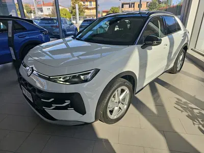 Volkswagen T-Roc 1.5 etsi Life 150cv dsg nuova a Lamezia Terme