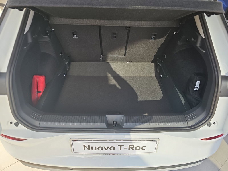 Volkswagen T-Roc nuova a Catanzaro (13)