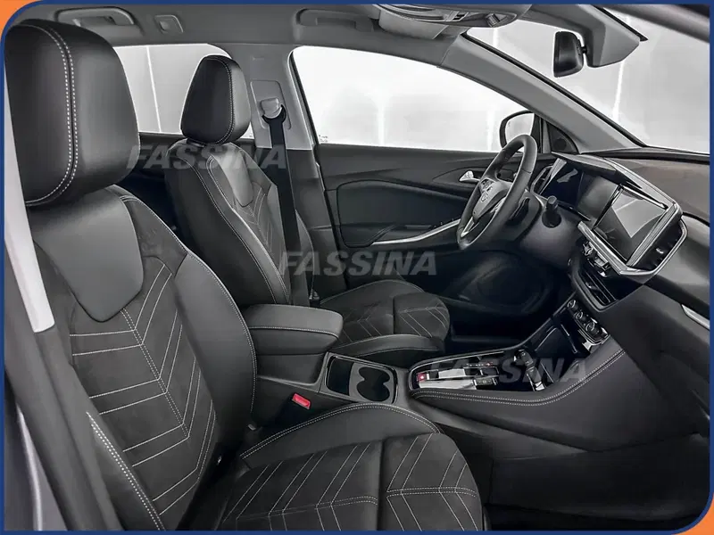 Opel Grandland nuova a Milano (13)