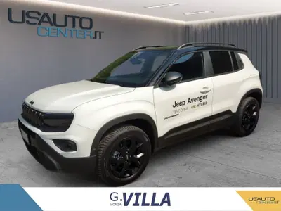 Jeep Avenger 1.2 turbo e-hybrid mhev Overland 4xe 145cv edct6 nuova a Seregno