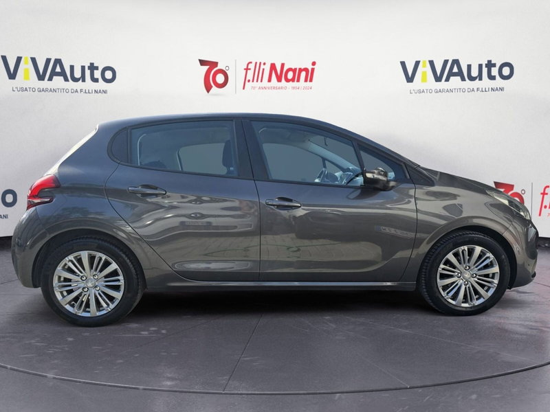 Peugeot 208 usata a Massa-Carrara (8)