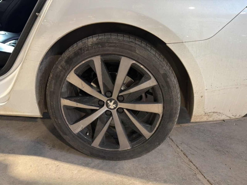 Peugeot 508 usata a Foggia (13)