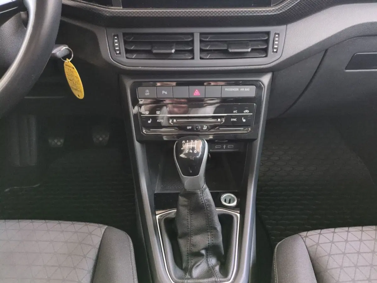 Volkswagen T-Cross usata a Agrigento (10)