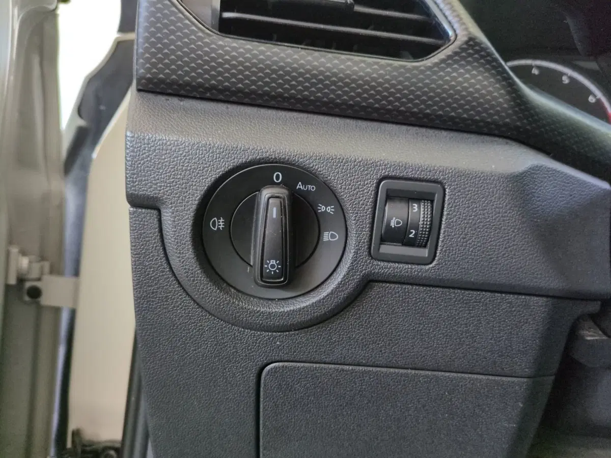 Volkswagen T-Cross usata a Agrigento (16)