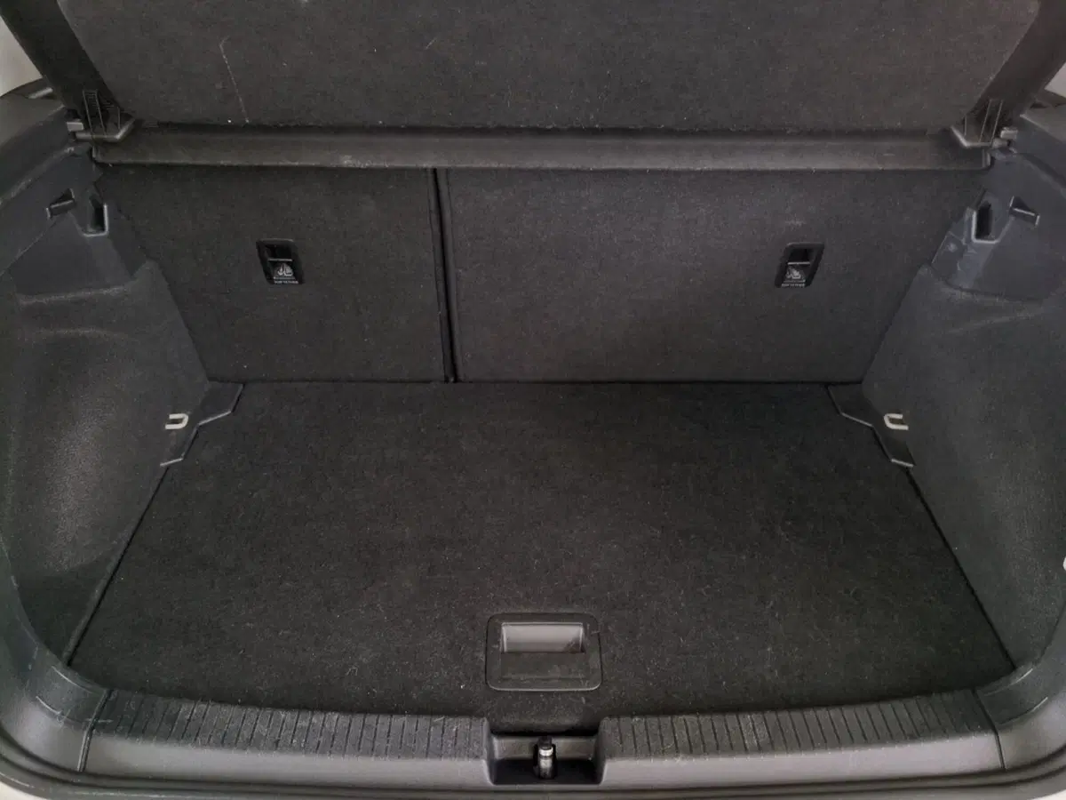 Volkswagen T-Cross usata a Agrigento (17)