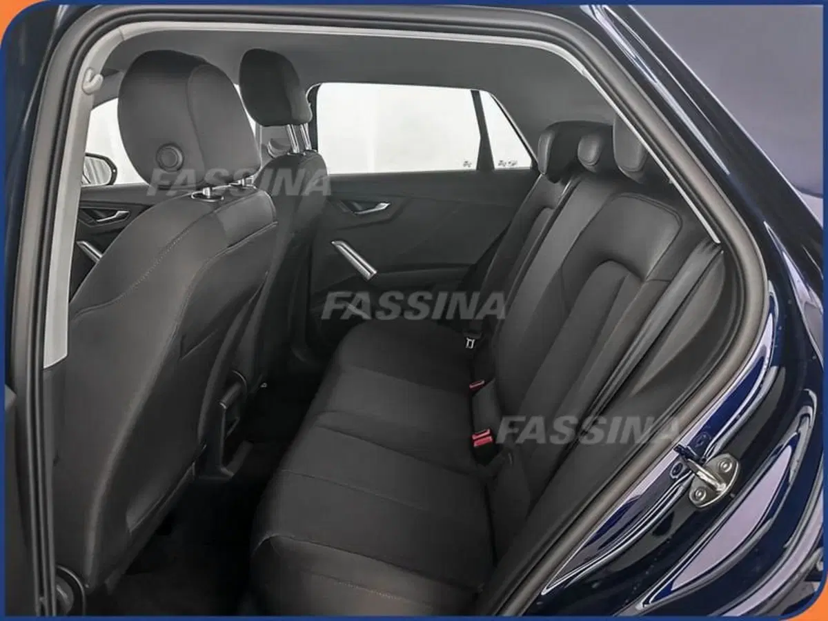 Audi Q2 usata a Milano (10)
