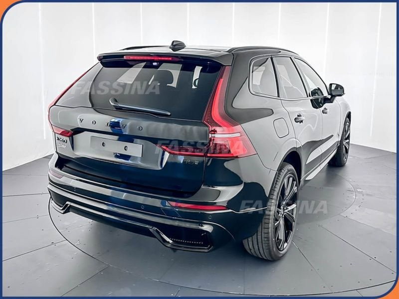 Volvo XC60 nuova a Milano (6)