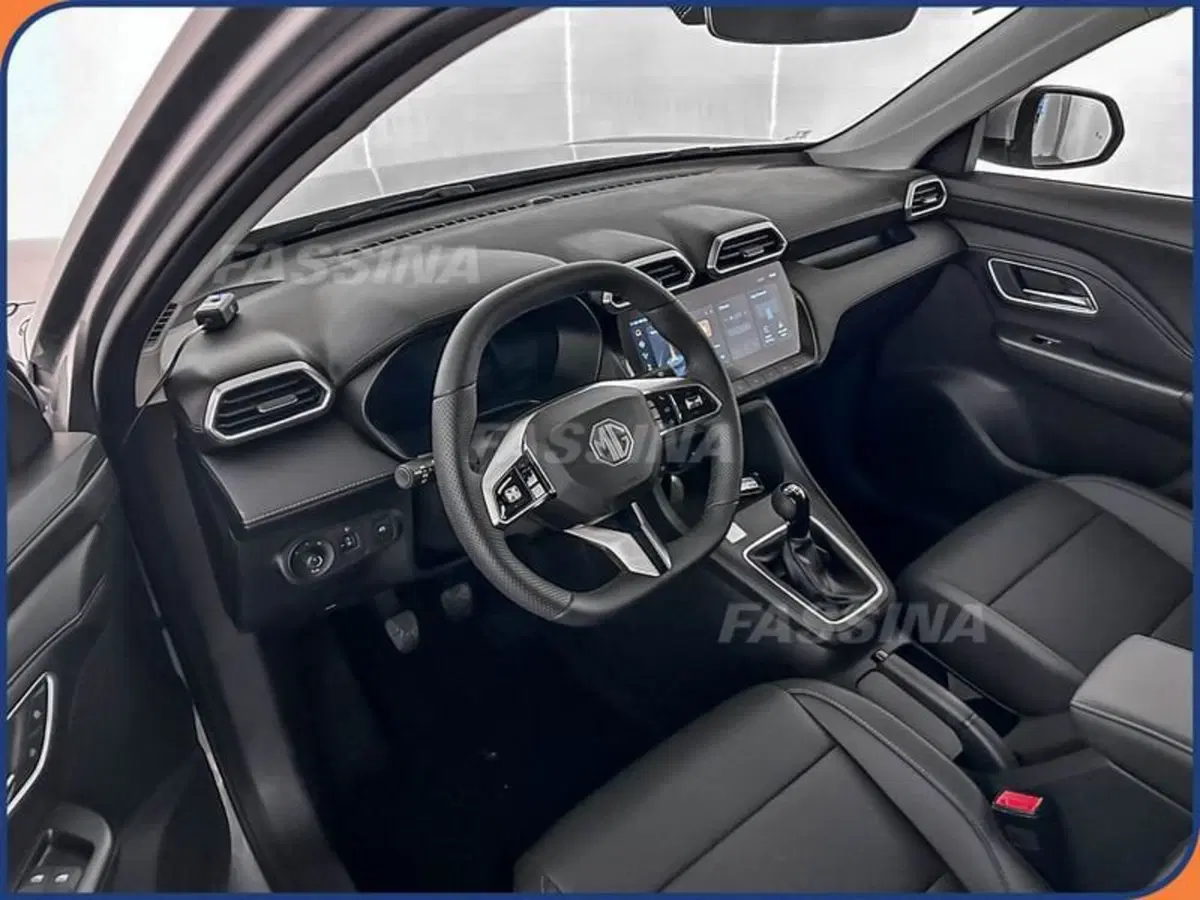 Mg ZS nuova a Milano (9)