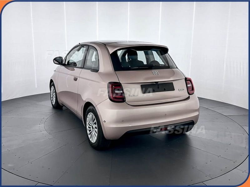 Fiat 500 Cabrio nuova a Milano (4)