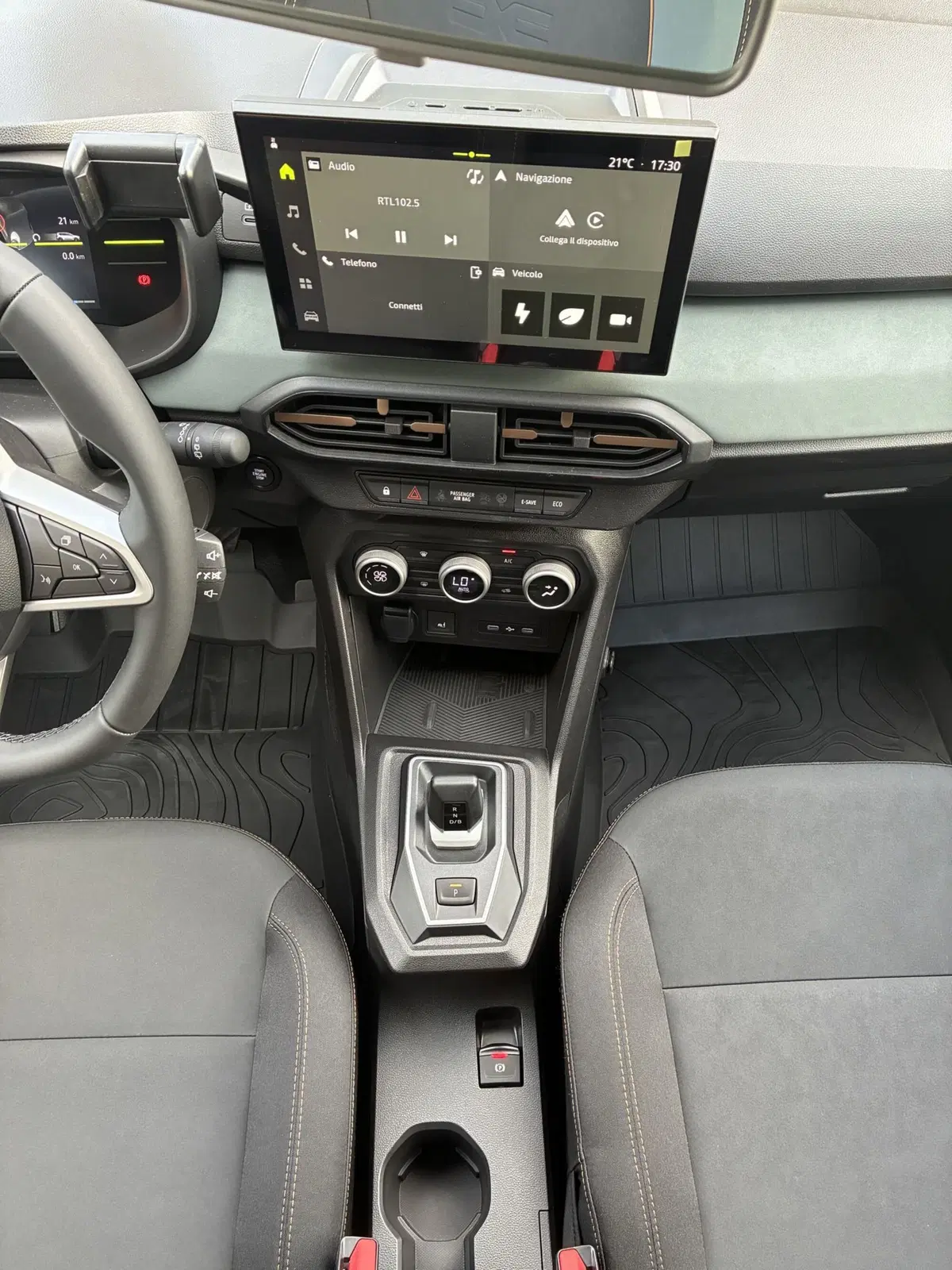 Dacia Jogger nuova a Frosinone (16)
