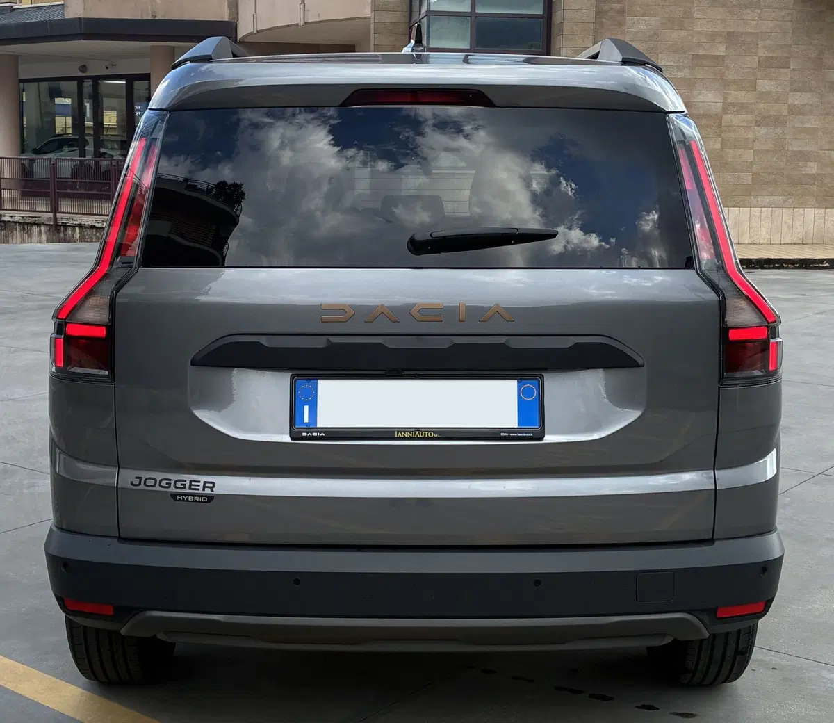 Dacia Jogger nuova a Frosinone (5)