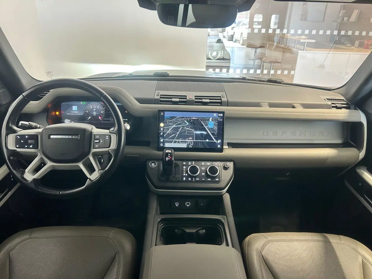 Land Rover Defender usata a Napoli (4)