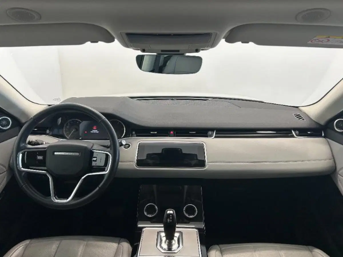 Land Rover Range Rover Evoque usata a Venezia (7)