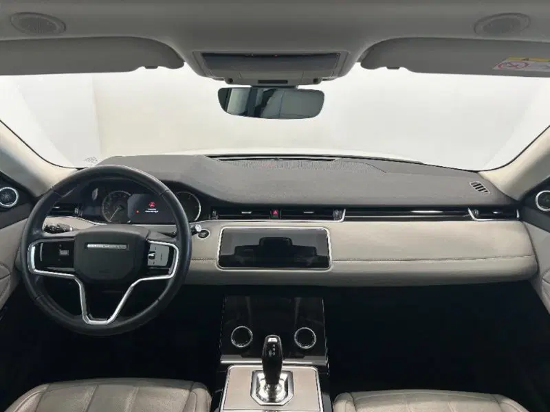 Land Rover Range Rover Evoque usata a Venezia (7)