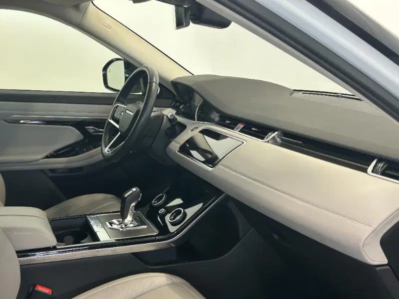 Land Rover Range Rover Evoque usata a Venezia (9)