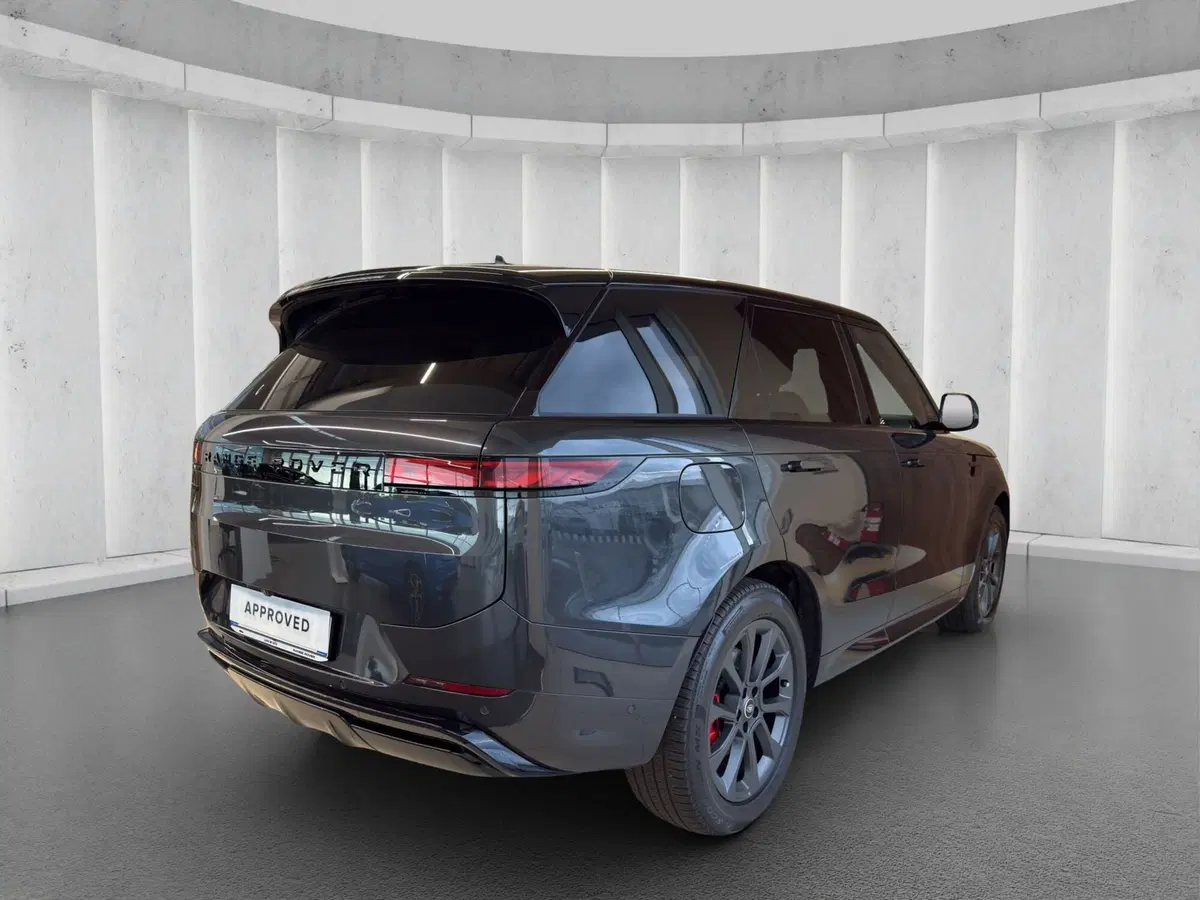 Land Rover Range Rover Sport nuova a Milano (2)