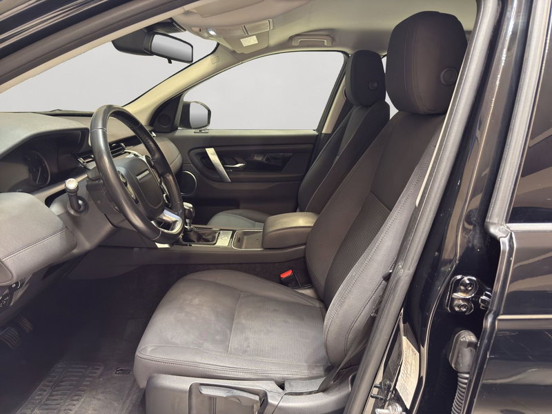 Land Rover Discovery Sport usata a Latina (11)