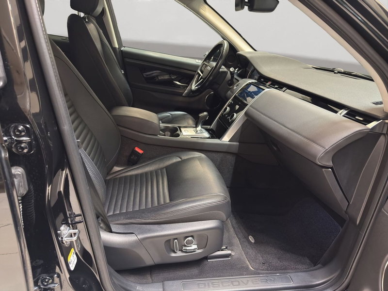 Land Rover Discovery Sport usata a Latina (3)