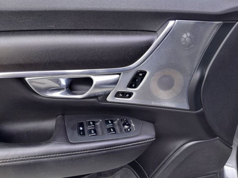 Volvo V90 Cross Country usata a Cuneo (15)