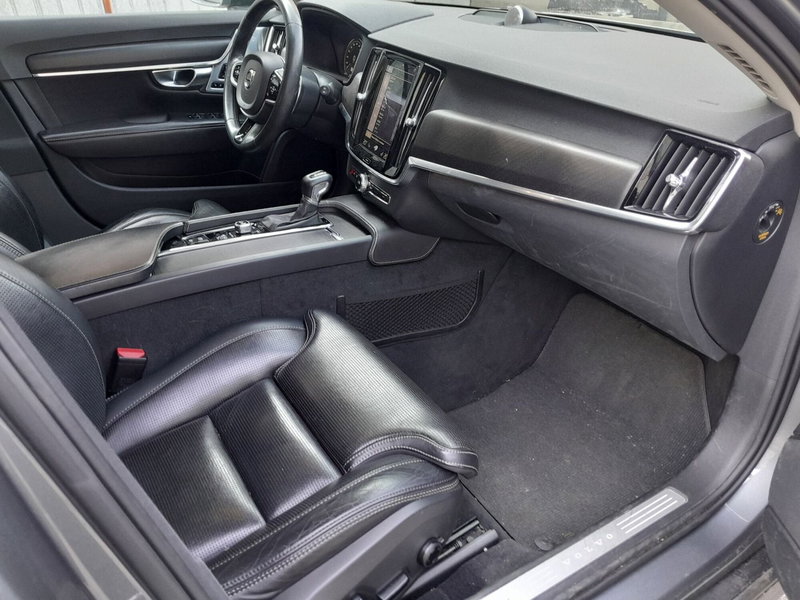 Volvo V90 Cross Country usata a Cuneo (17)