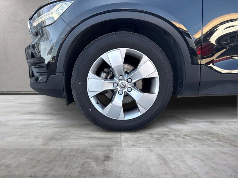 Volvo XC40 usata a Reggio Calabria (8)