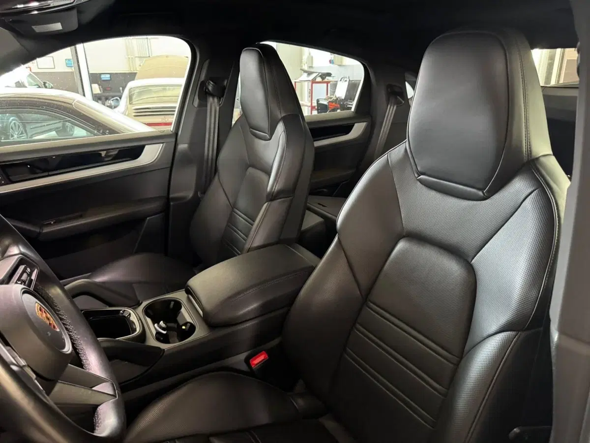 Porsche Cayenne usata a Firenze (8)