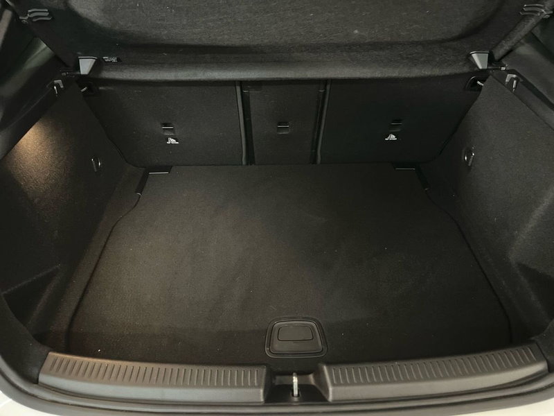 Mercedes-Benz Classe A usata a Napoli (10)