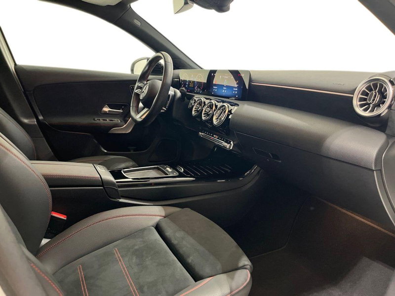 Mercedes-Benz Classe A usata a Napoli (16)