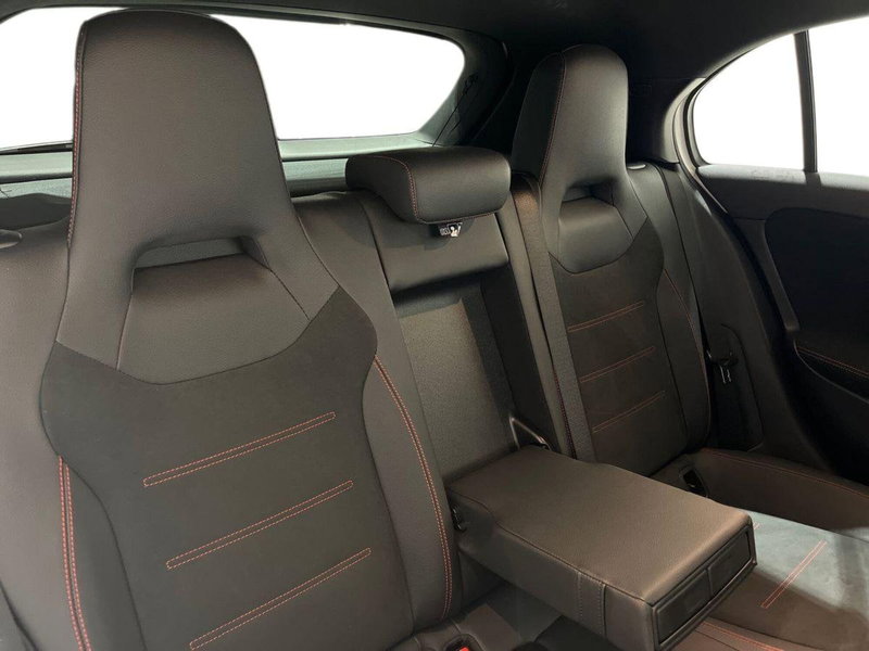 Mercedes-Benz Classe A usata a Napoli (17)