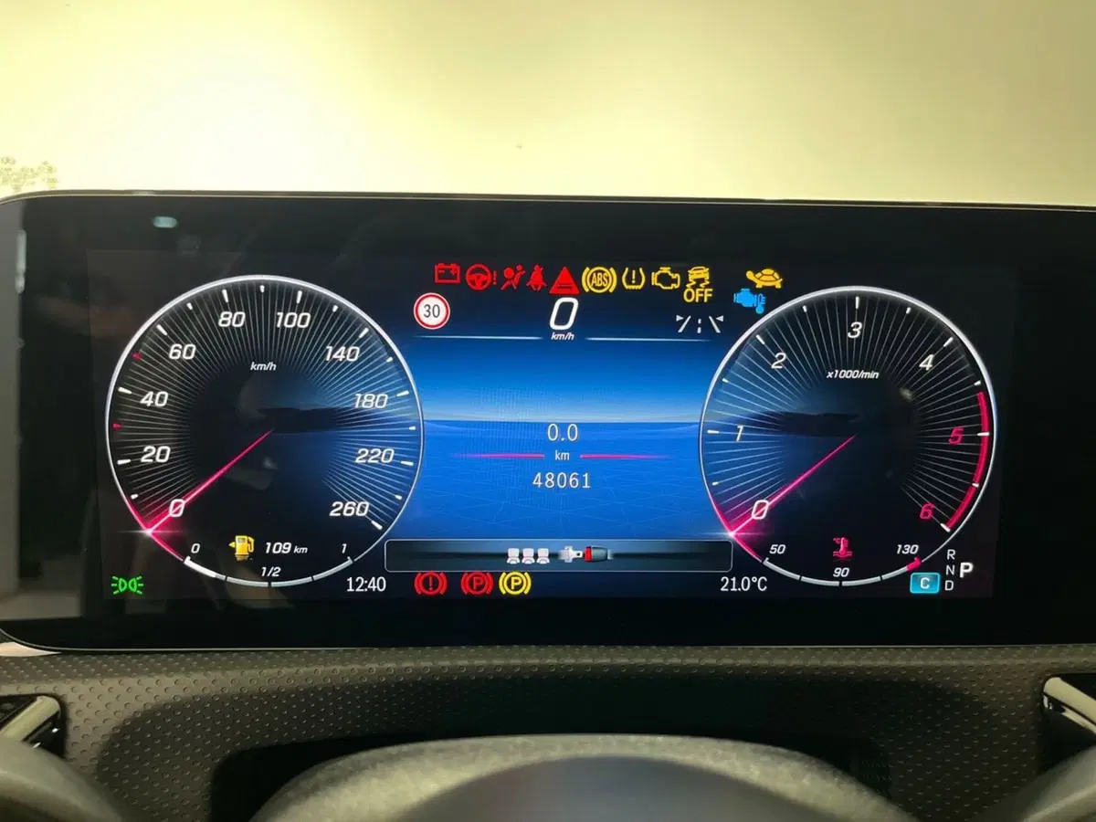 Mercedes-Benz Classe A usata a Napoli (7)