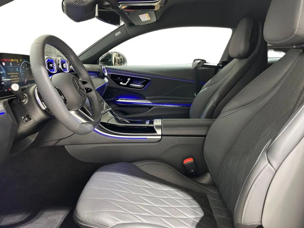 Mercedes-Benz CLE Coupé nuova a Napoli (12)