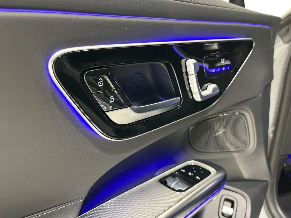 Mercedes-Benz CLE Coupé nuova a Napoli (18)