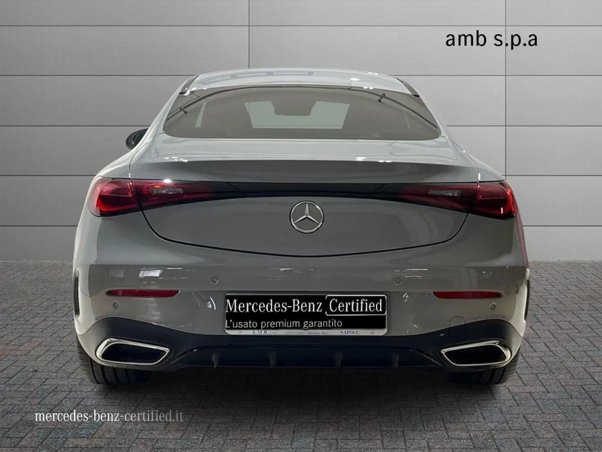 Mercedes-Benz CLE Coupé nuova a Napoli (4)
