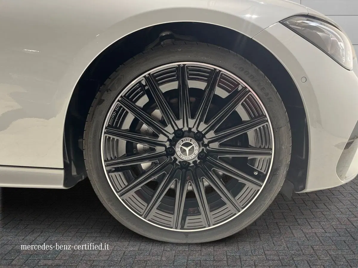 Mercedes-Benz CLE Coupé nuova a Napoli (8)